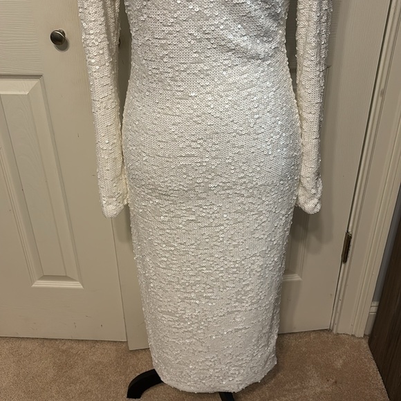 Dress The Population Emery Sequin Dress - Picture 4 of 13
